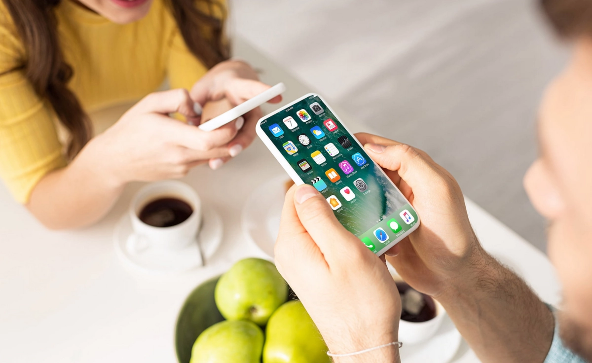Jak sprawdzić, czy telefon jest szpiegowany — wykrywanie oprogramowania szpiegującego